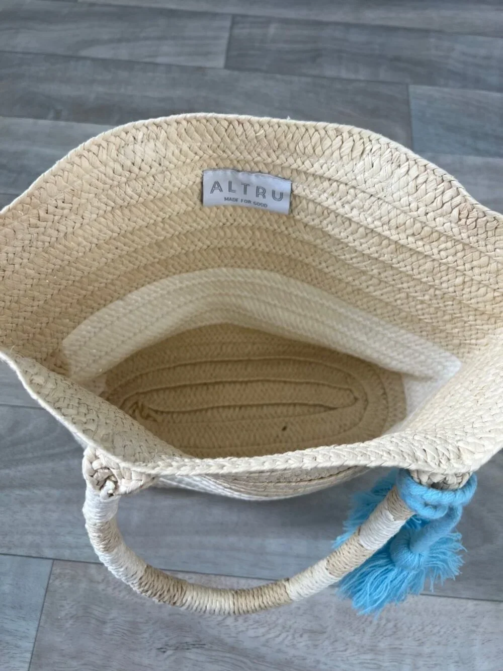 ALTRU Straw Tote Bag with Tie